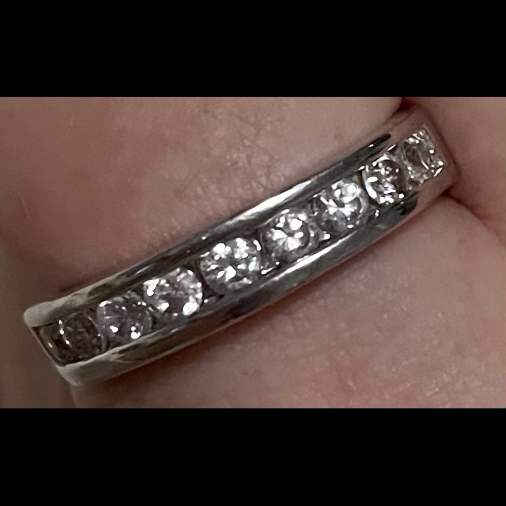 Silver Ring - Picture 2 of 4